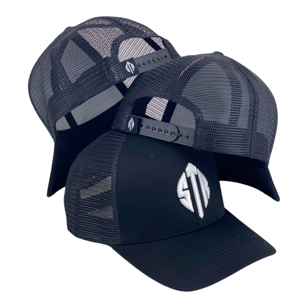 STR Black And White Trucker